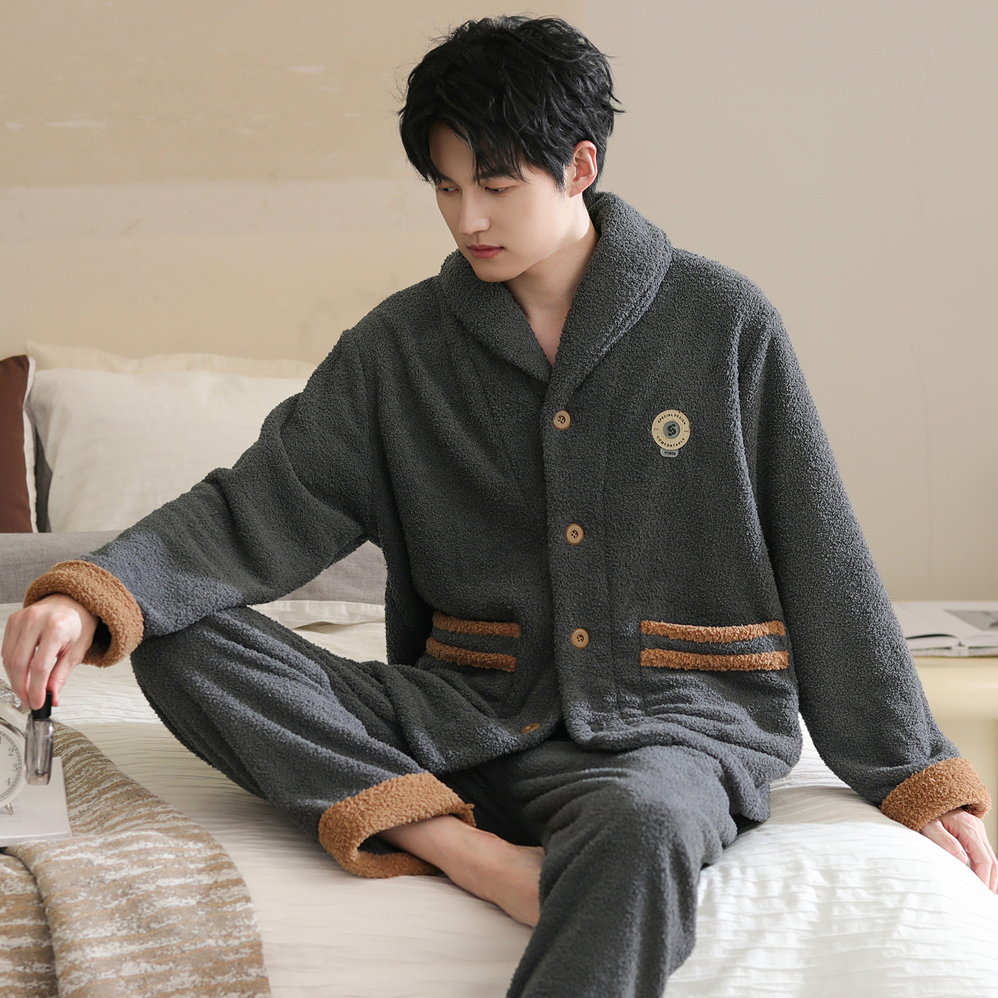 睡衣男秋冬加厚加绒法兰绒套装珊瑚绒家居服开衫拉链大码保暖冬装