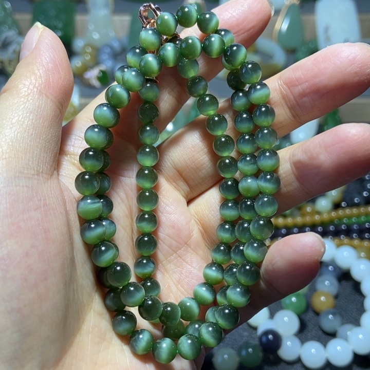 和田玉未镶嵌项链