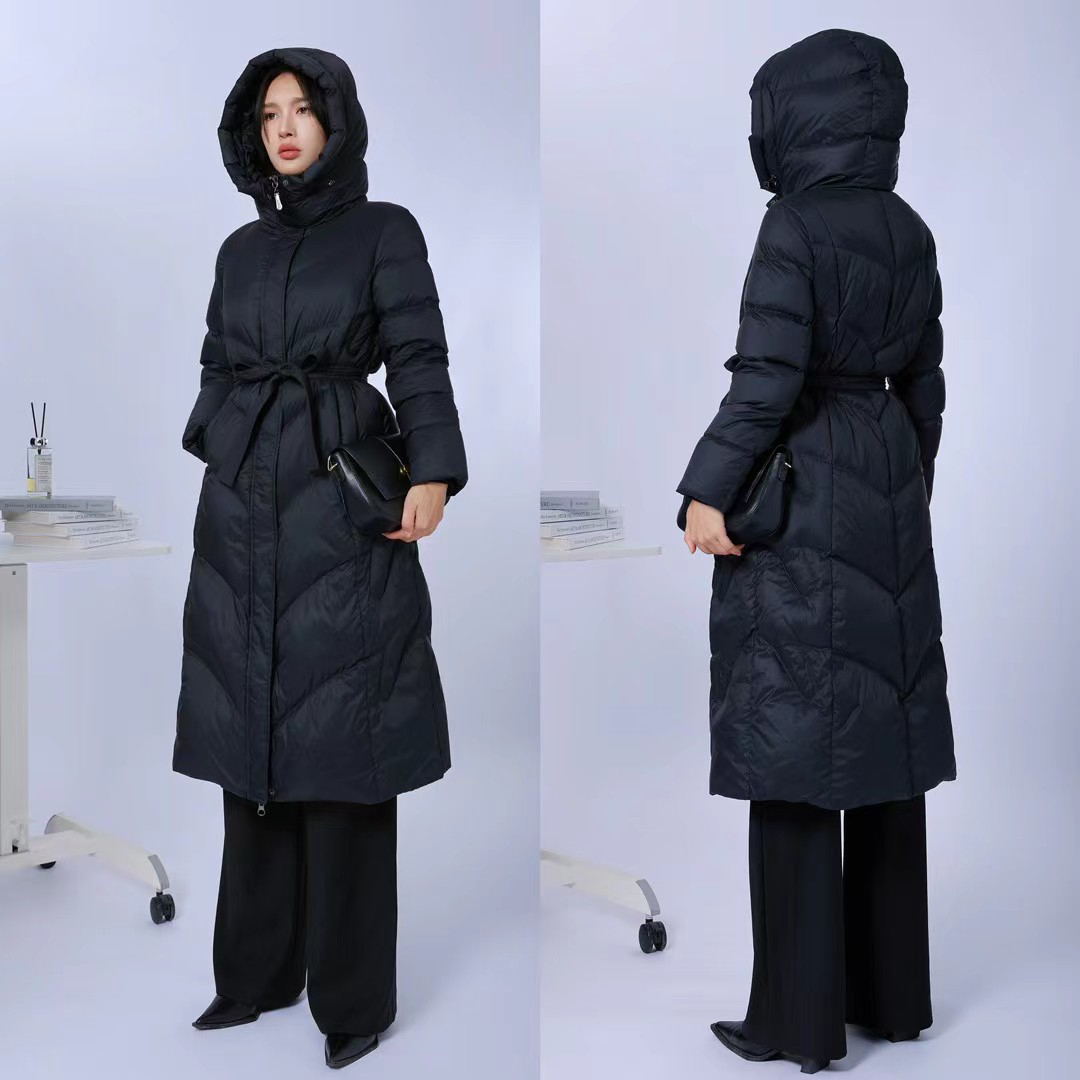 中长款显瘦收腰保暖时尚连帽羽绒服
