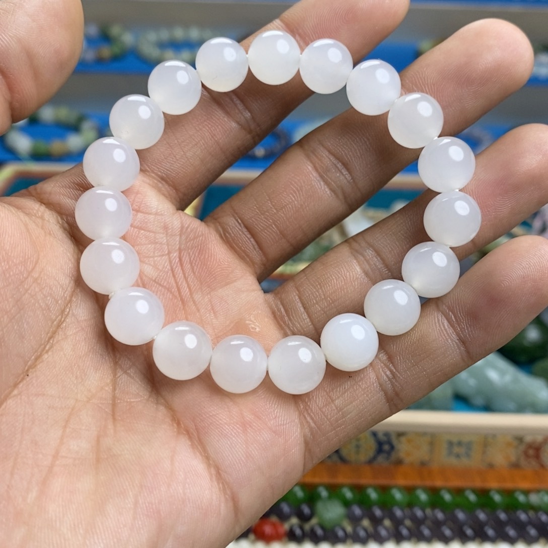 和田玉手串未镶嵌