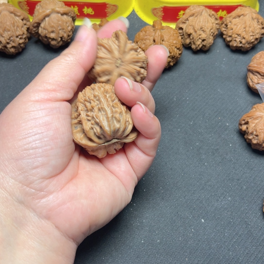 「***」文玩核桃一物一拍41尺