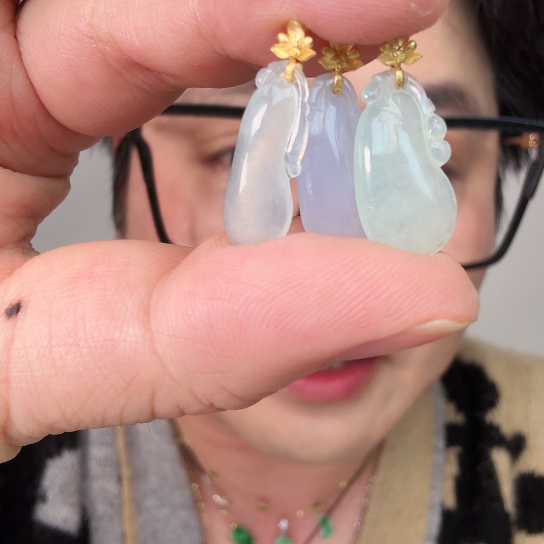 翡翠18K金镶嵌颈饰多样性一个