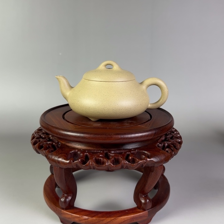 本山绿泥茶壶卧**龙石瓢壶200 cc左右