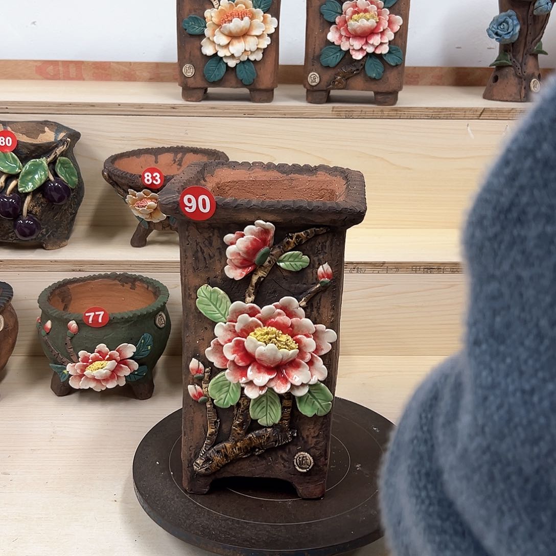 粗砂花盆90号微瑕。。。。。。。