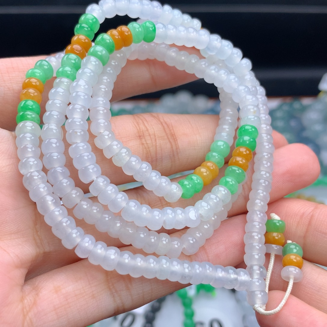 翡翠手链未镶嵌卡