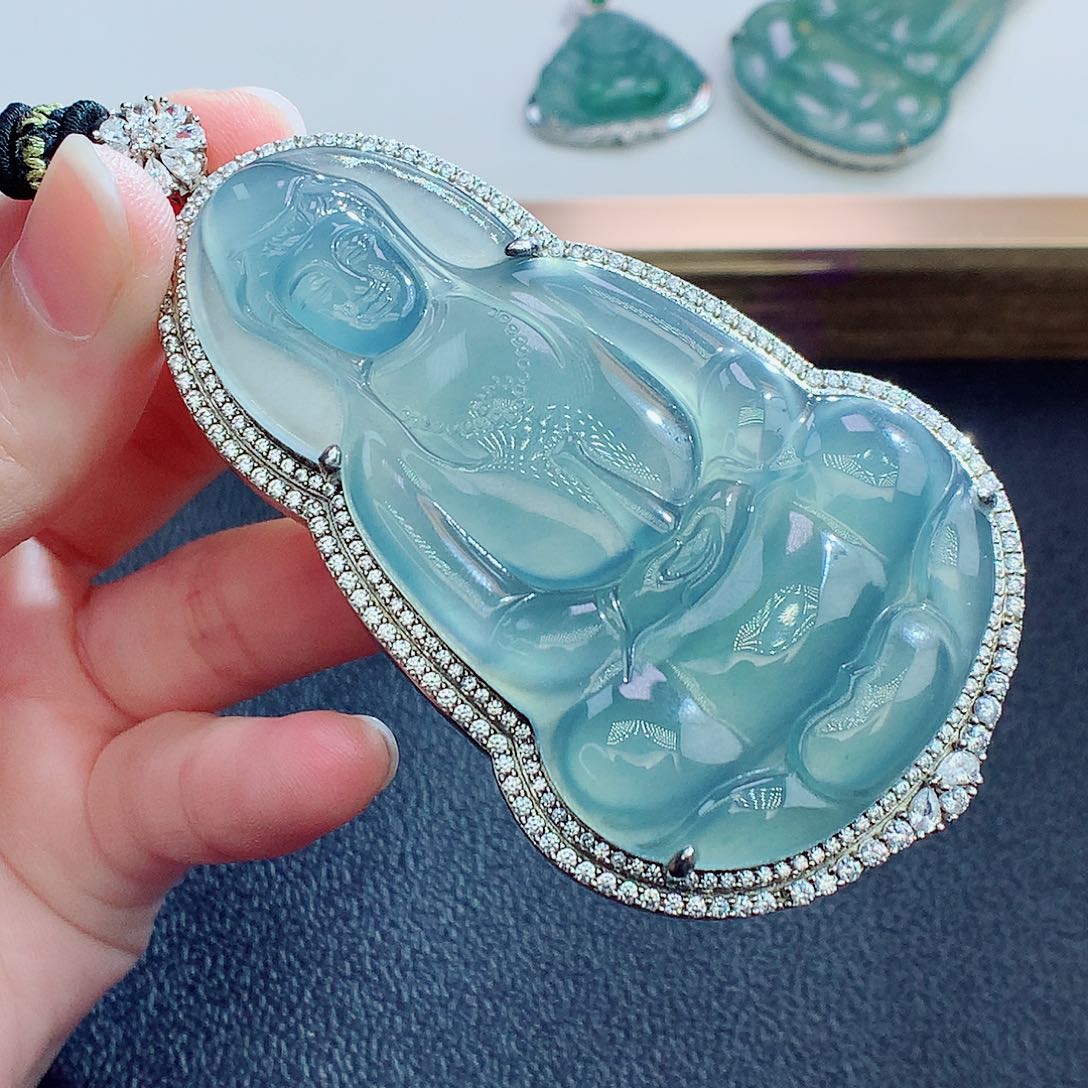 翡翠颈饰银S925镶嵌翡翠