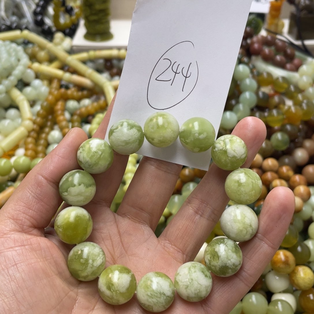 蛇纹石玉手链未镶嵌初**旧