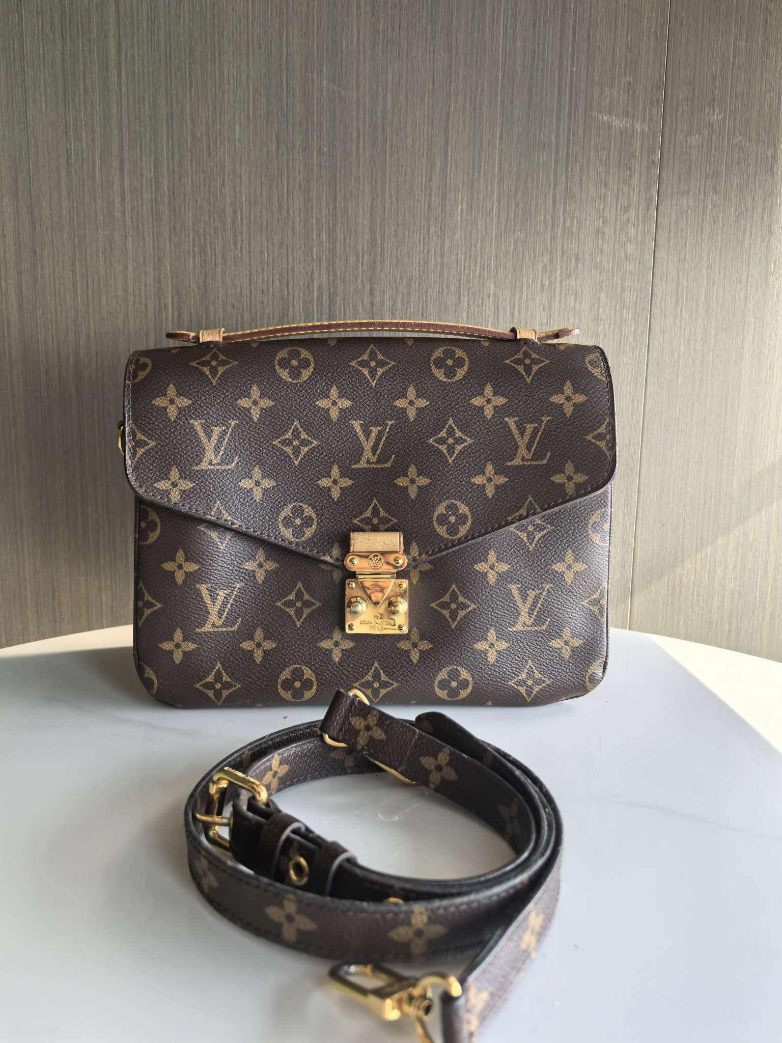 99新 LouisVuitton/路易威登 lv/路易威登经典老花邮差包