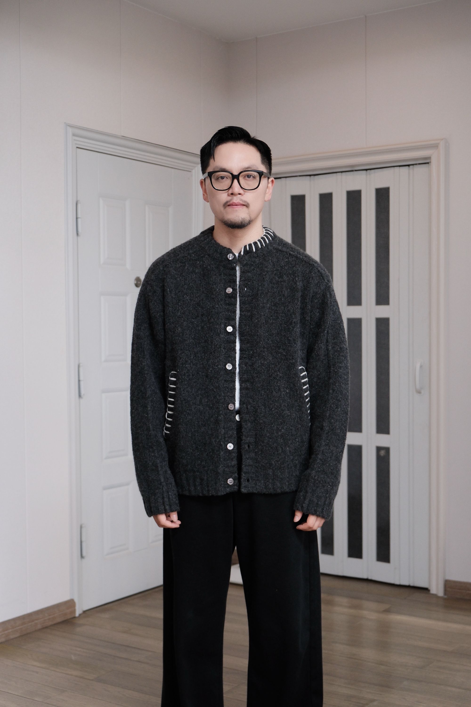 R标系列68119绒朵羊毛混纺圆领开衫毛衣男女百搭