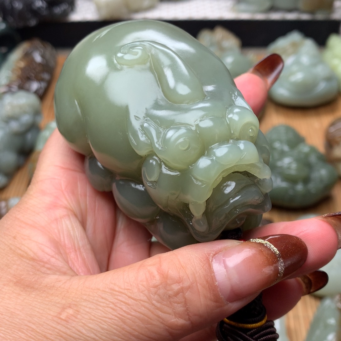 和田玉把件未镶嵌独**忆