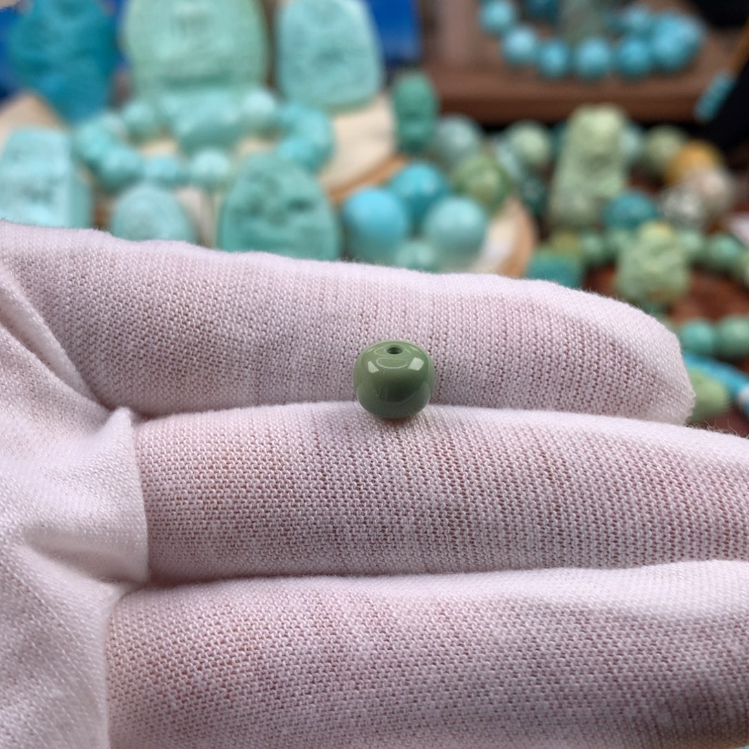 绿松石未镶嵌珠宝奇石7.7mm