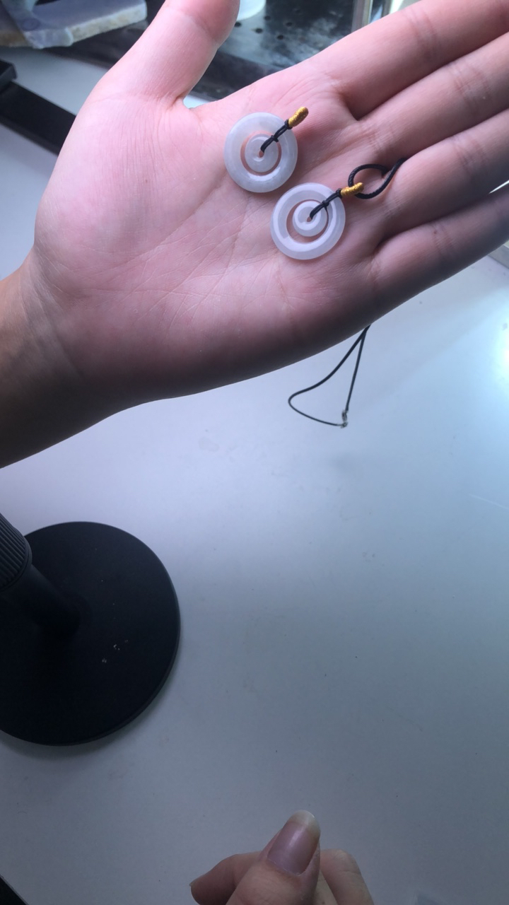 火火翡翠吊坠项链