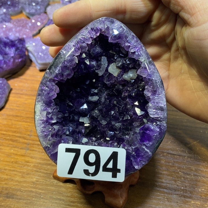 怡***意未镶嵌大型摆件（非配饰）紫晶