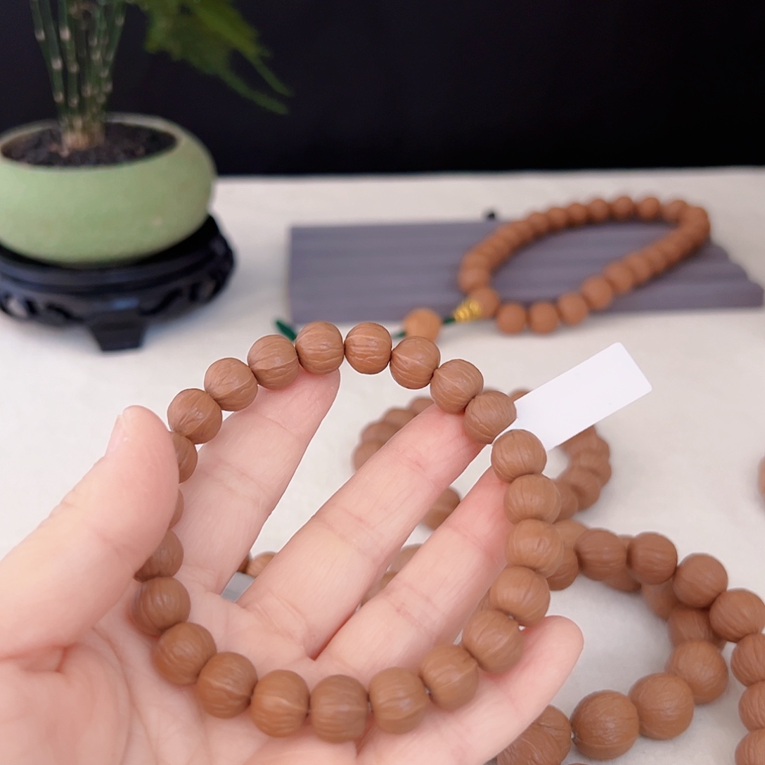 文玩核桃吊坠猴头