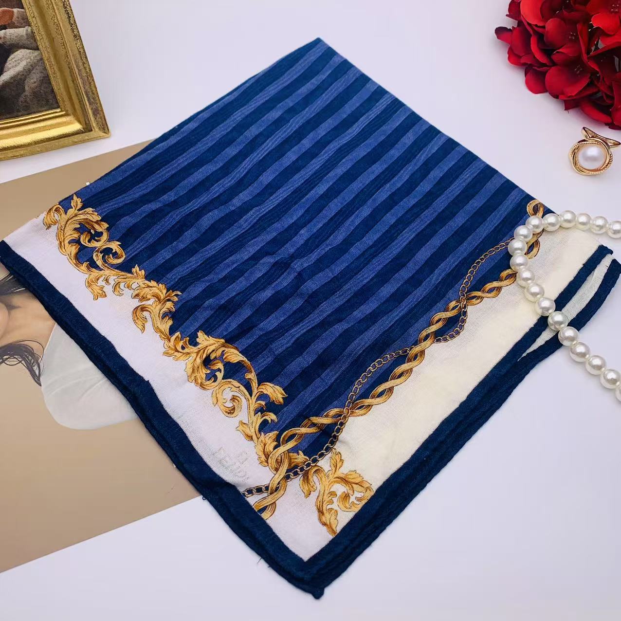 99新 FENDI/芬迪 海囤/芬迪/丝巾/yy05146