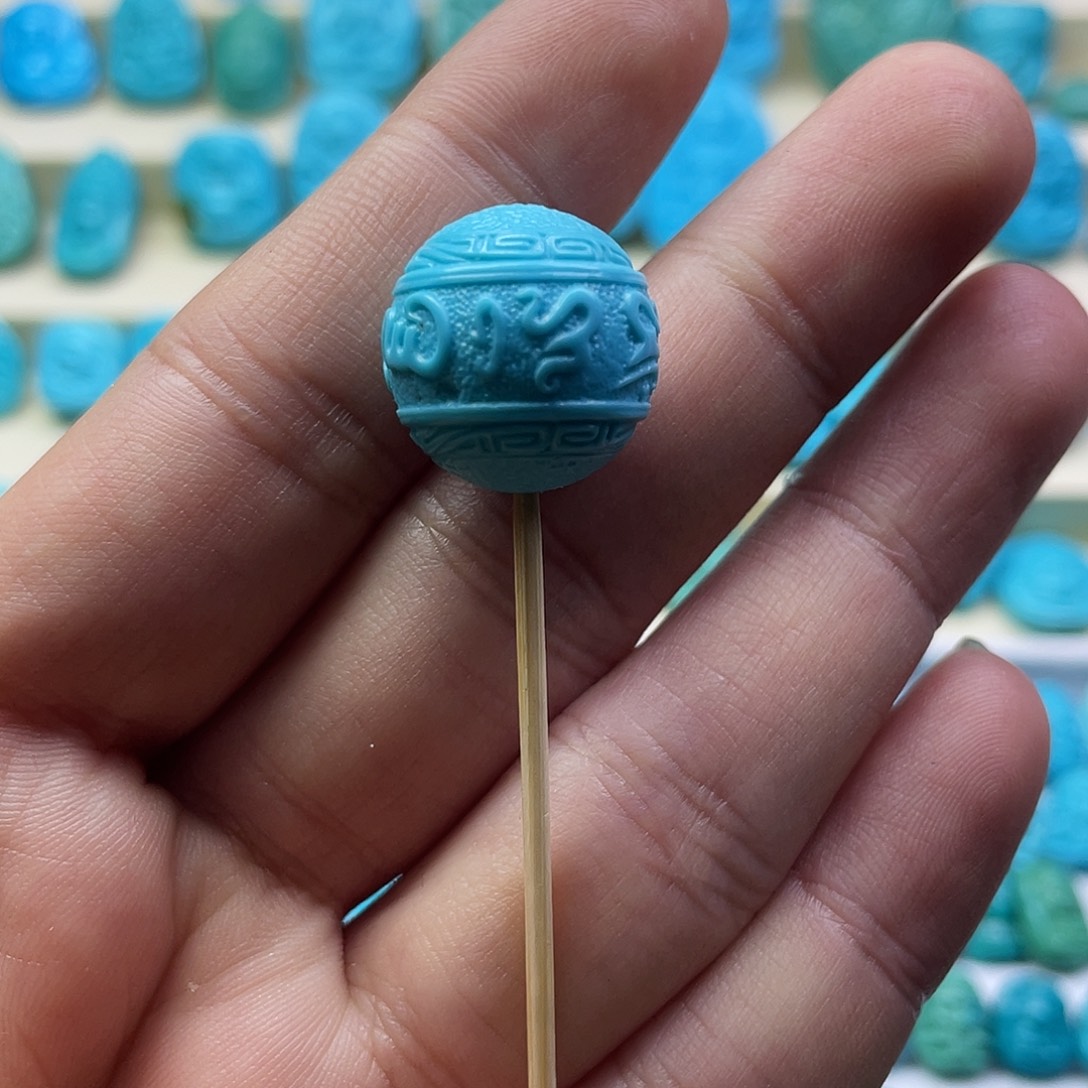 云***1绿松石未镶嵌颈饰