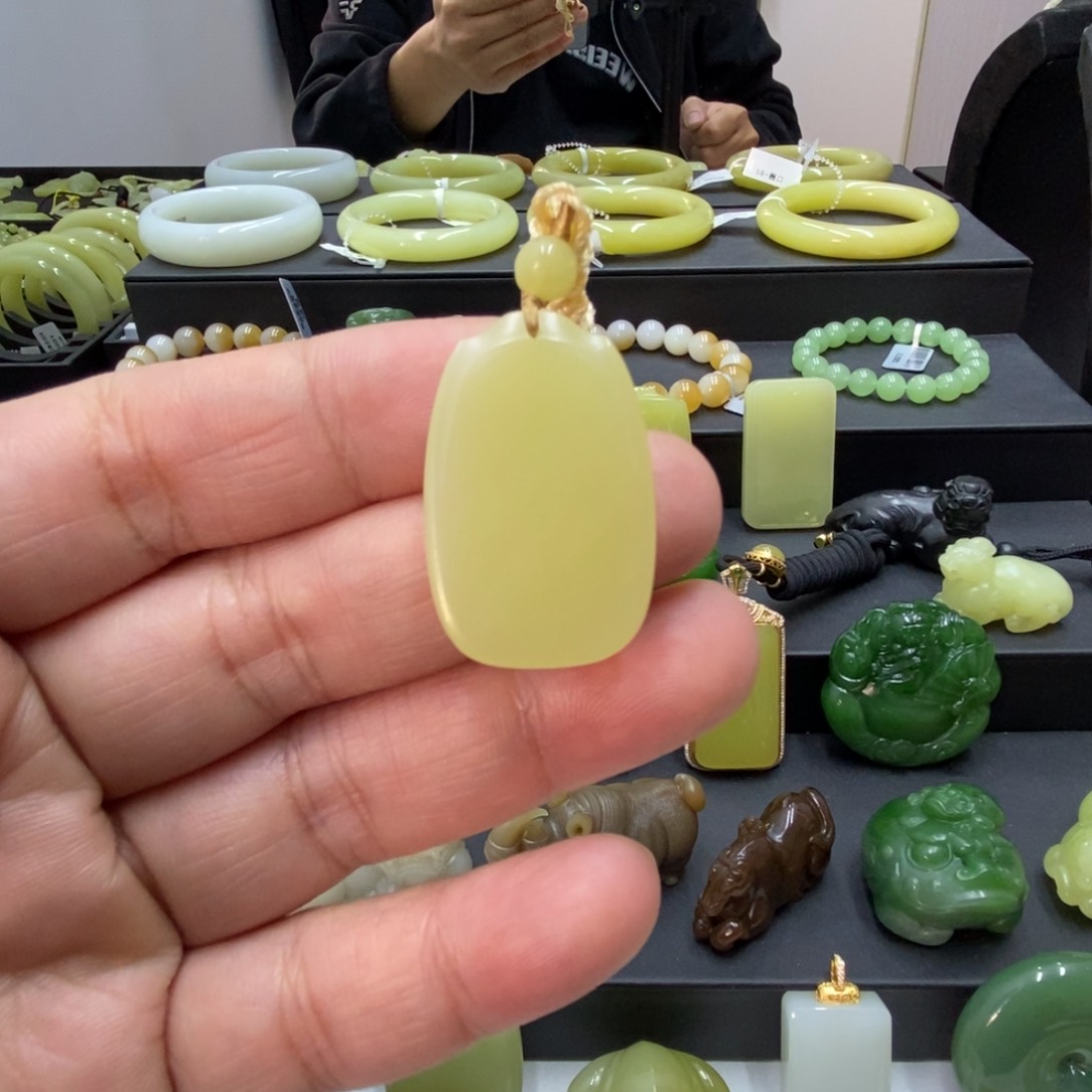 吊坠(不含链)未镶嵌和田玉