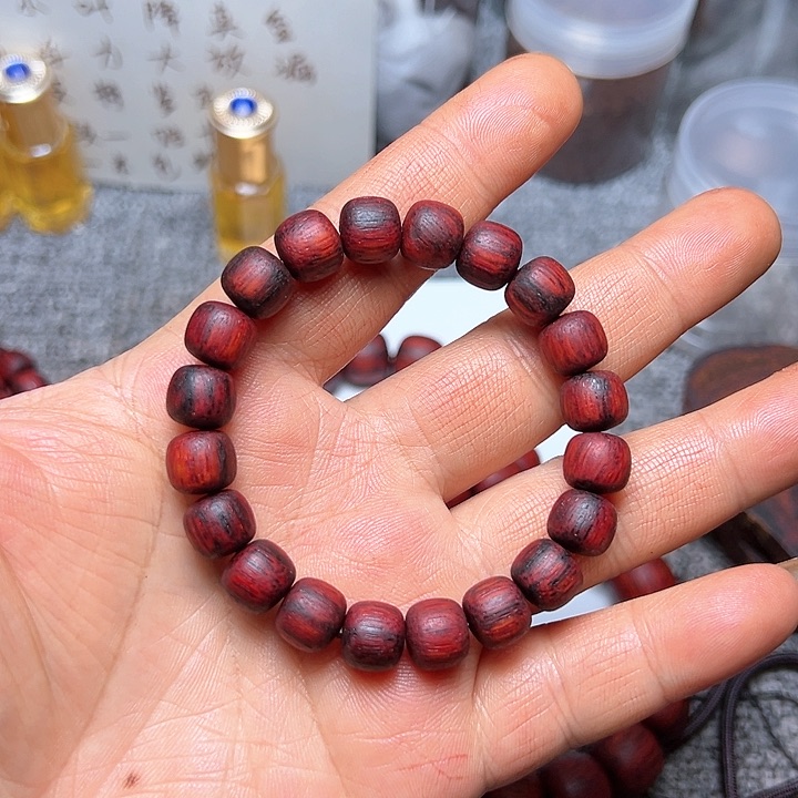 藤类降真香1.0老型红油红降精品超红的