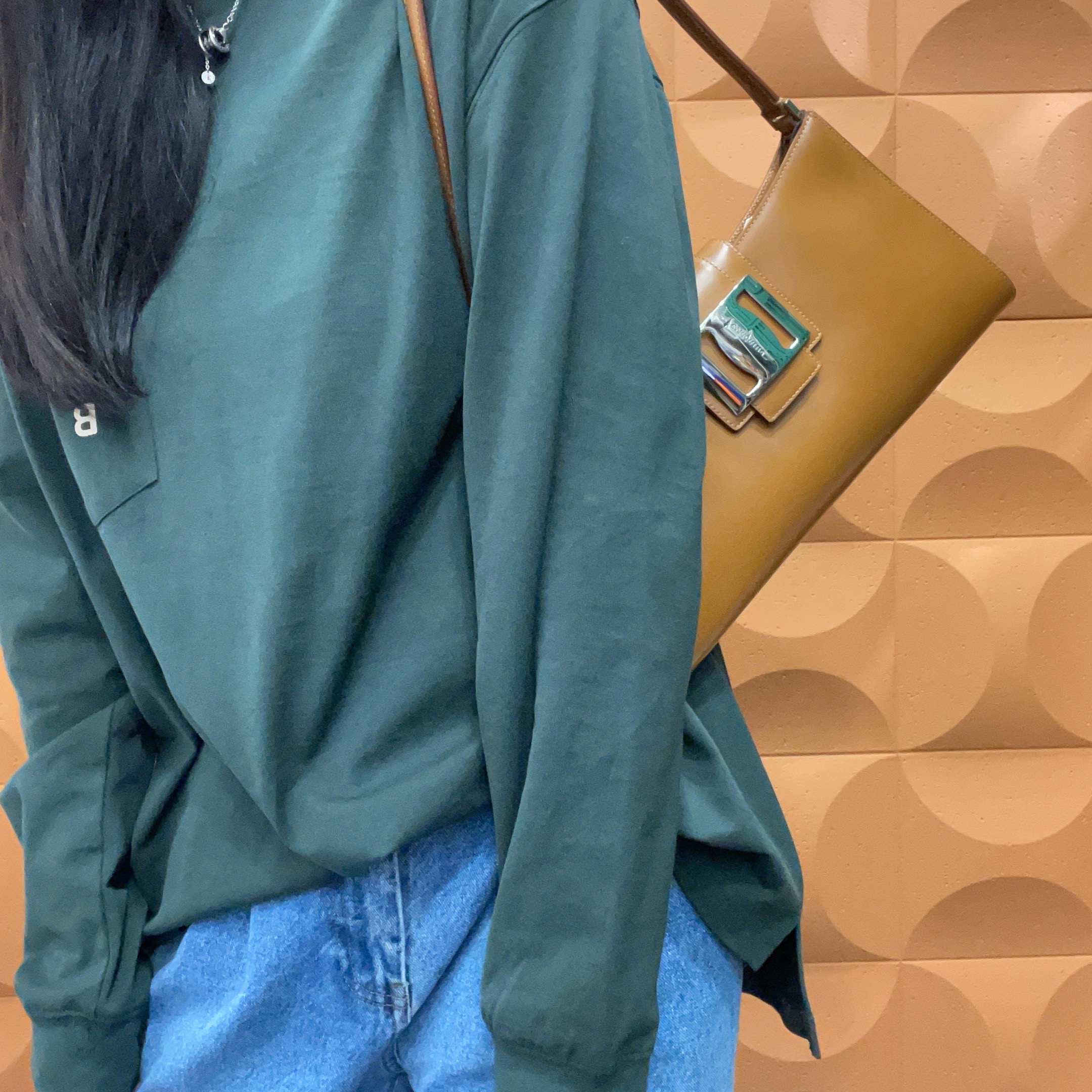 95新 FERRAGAMO/菲拉格慕 【KK】 22PP05 焦糖色腋下单肩包