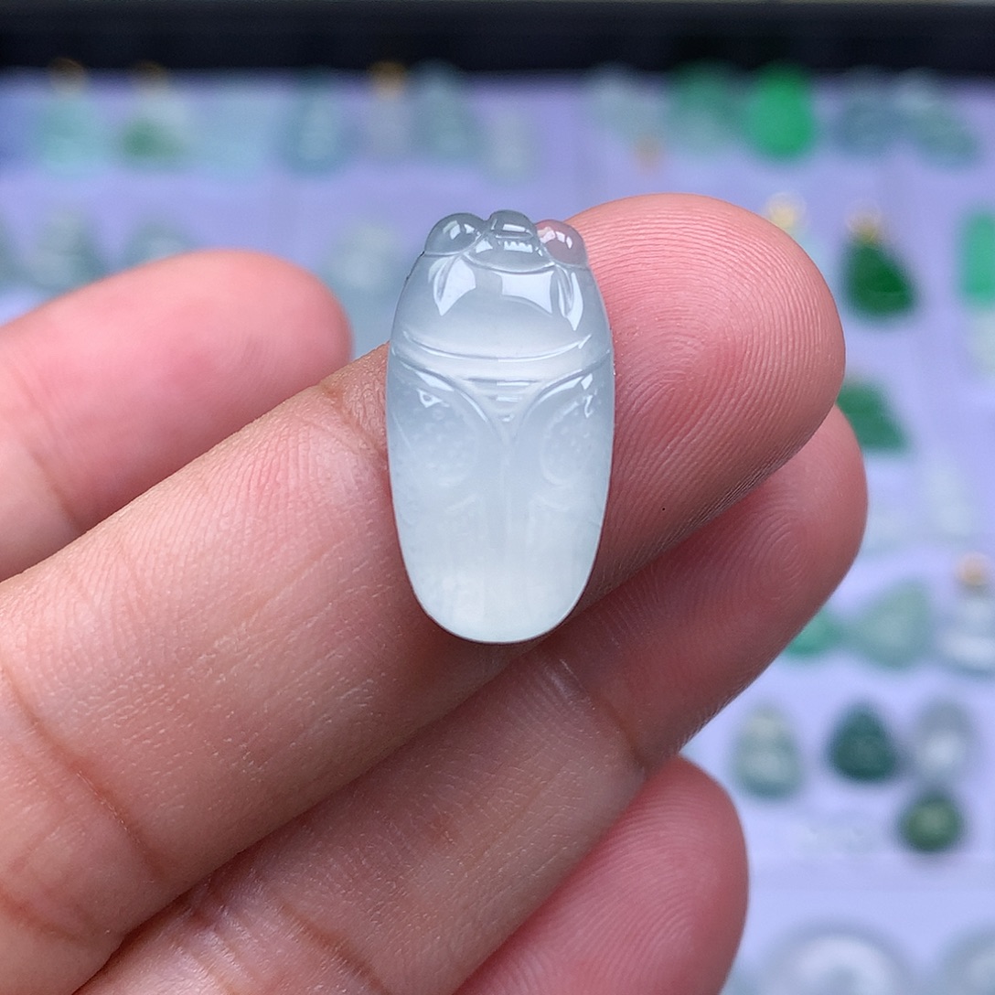 翡翠裸石缅甸天然A货翡翠冰种一鸣惊人