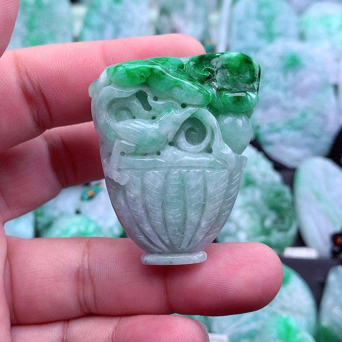 翡翠吊坠(不含链)未镶嵌