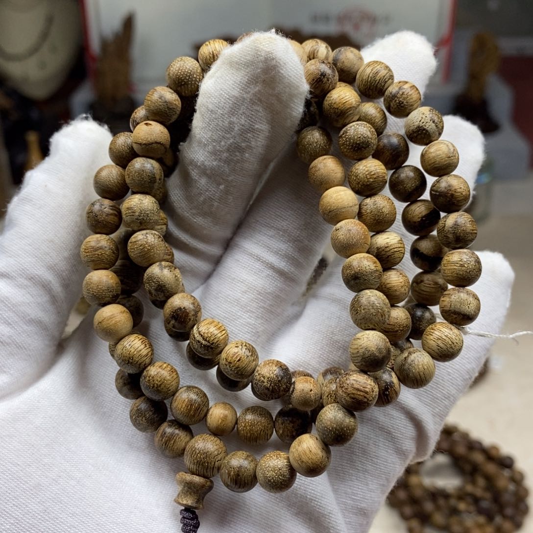 沉香手串菩萨棋 07多 21克 随机发货