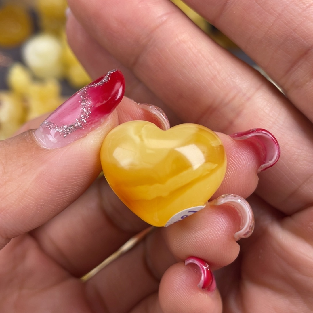 琥珀裸石未镶嵌蜜蜡