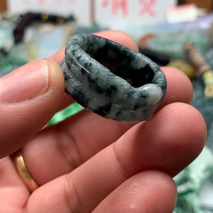 翡翠颈饰未镶嵌保真天然a货翡翠