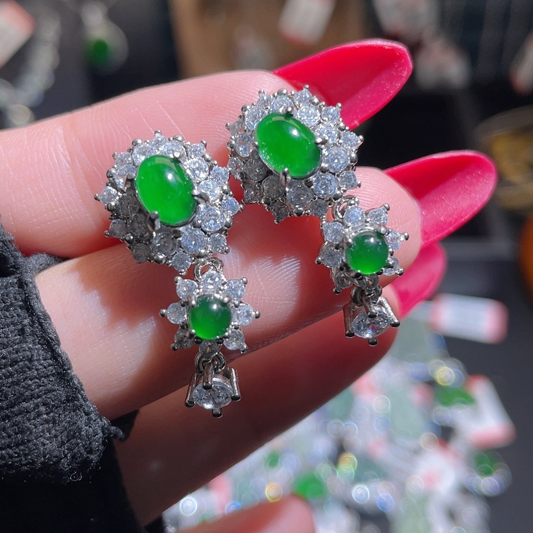 未镶嵌翡翠耳饰耳钉