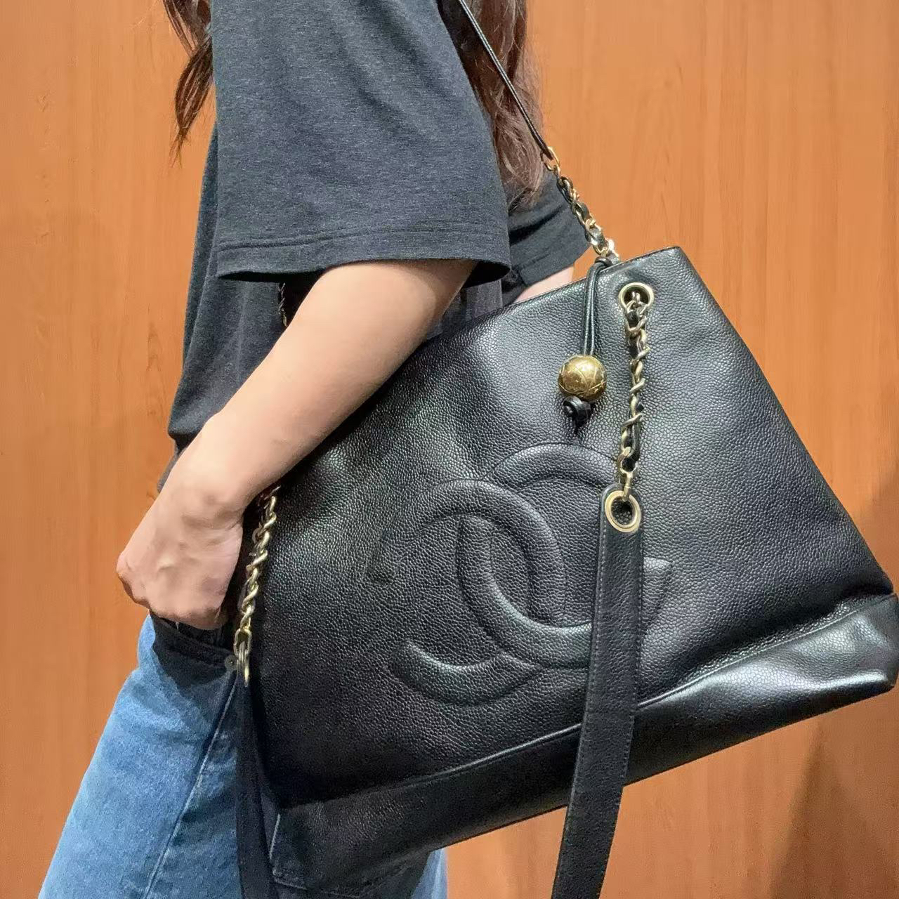 95新 Chanel/香奈儿 【蕾】 77 0774 黑色金球单肩包