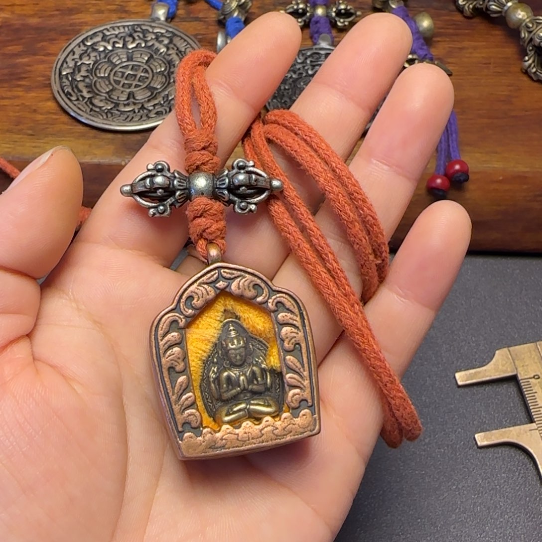 *****泥塑藏传牌子……藏传牌子