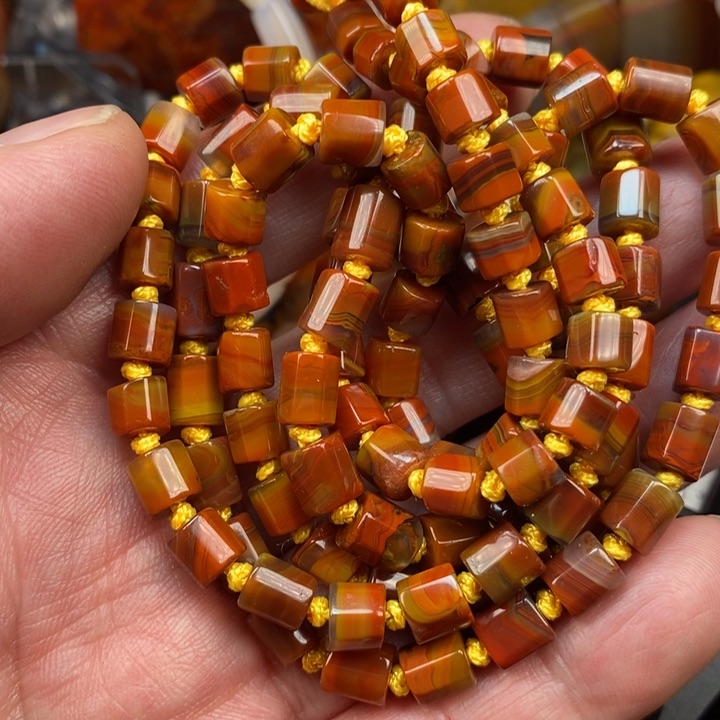 玛瑙/玉髓颈饰未镶嵌社***哥