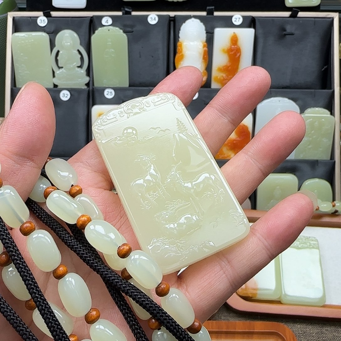 陈***生昆仑山料一物一拍双面羊