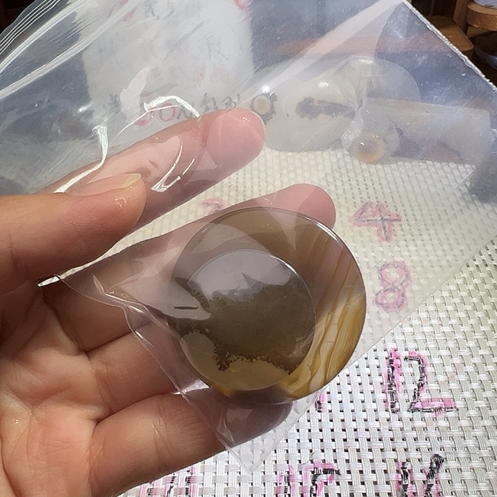 凉***┳玛瑙/玉髓未镶嵌颈饰