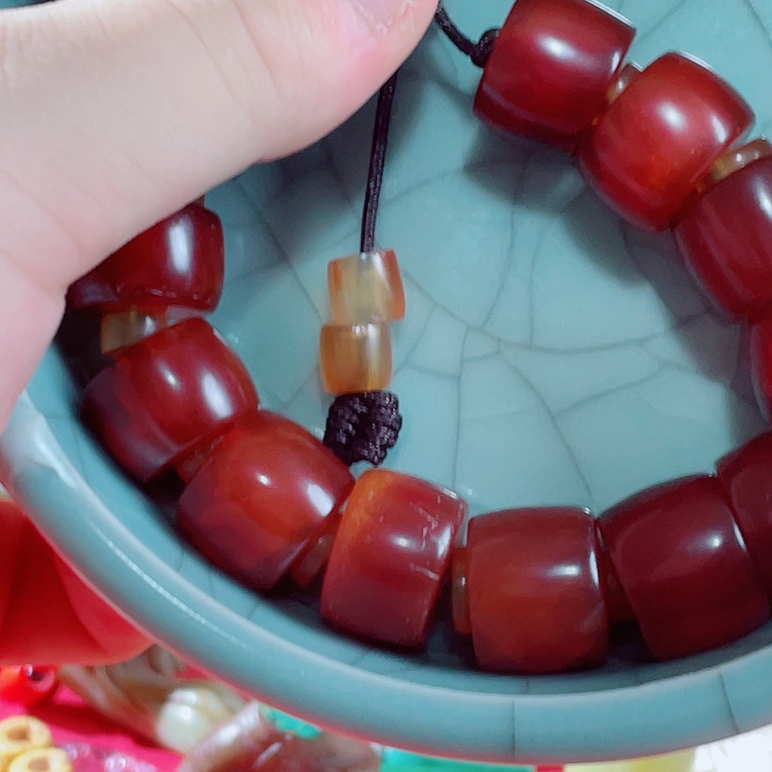 小***里瓷片瓷器瓷器瓷器瓷器