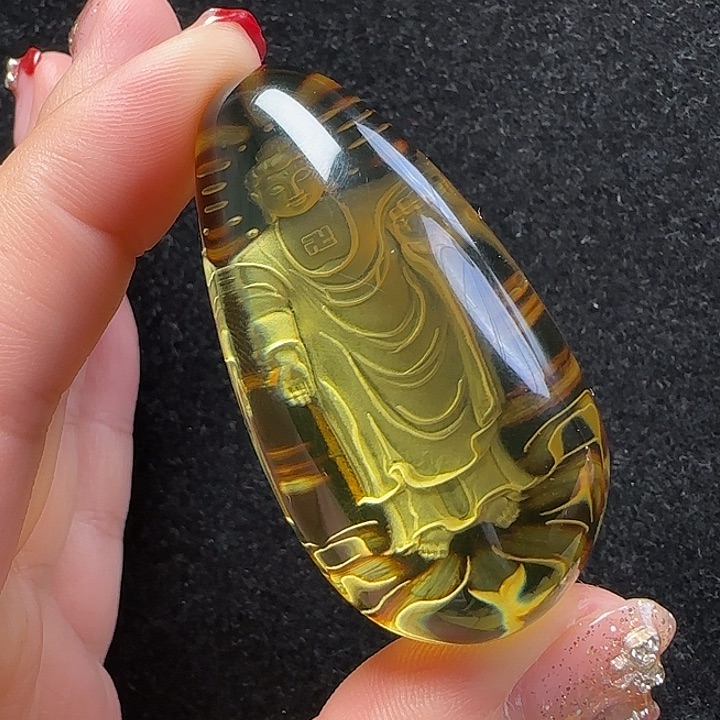 琥珀珠宝奇石未镶嵌