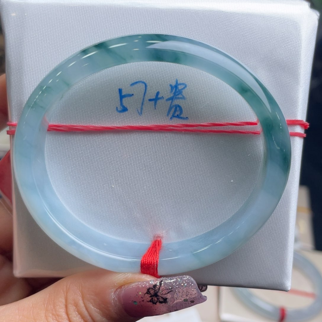 翡翠未镶嵌手镯翡翠手镯