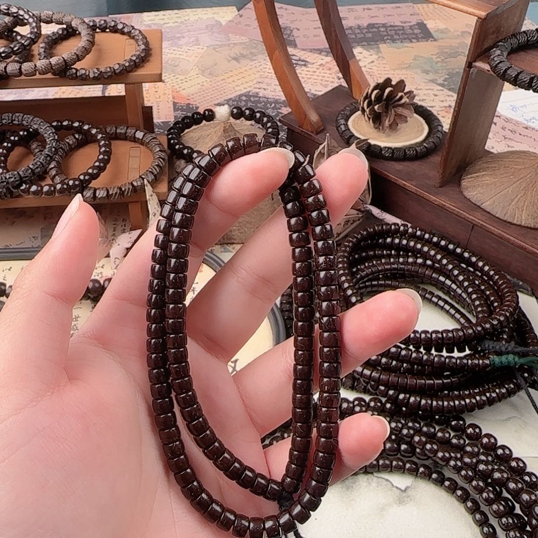 椰蒂吊坠为*6*4药片108锁骨链