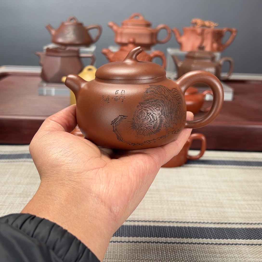 紫砂茶壶茄段240CC底槽清