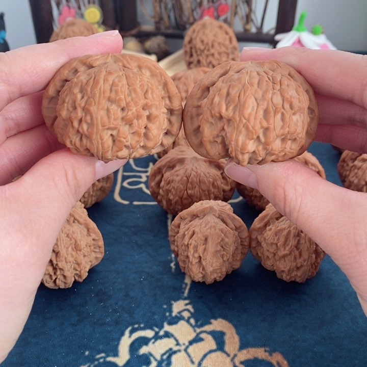 文玩核桃把件白狮子46