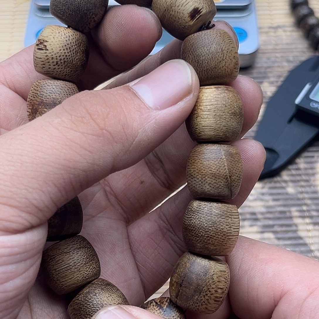 沉香碎屑沉香莺歌绿