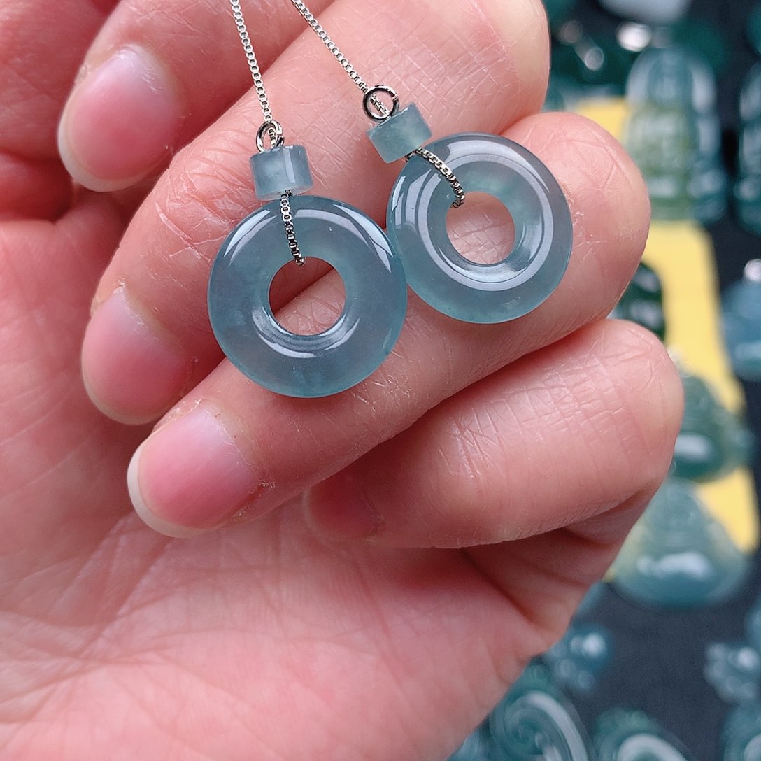 翡翠吊坠(不含链)未镶嵌吊坠