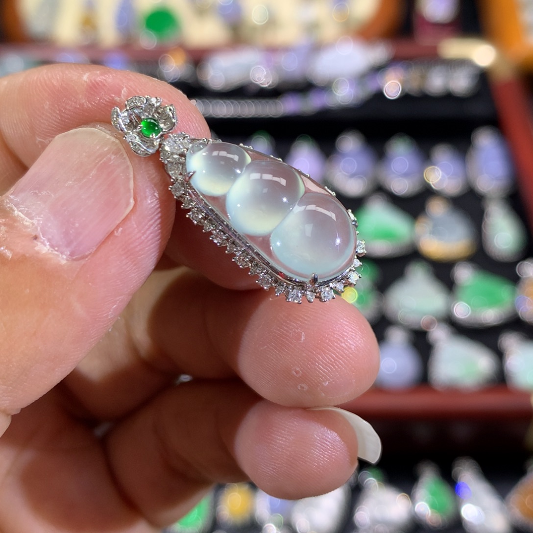 翡翠18K金镶嵌吊坠(不含链)