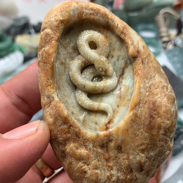 翡翠颈饰未镶嵌保真天然a货翡翠