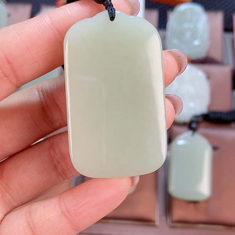 【闪购商品】和田玉颈饰未镶嵌