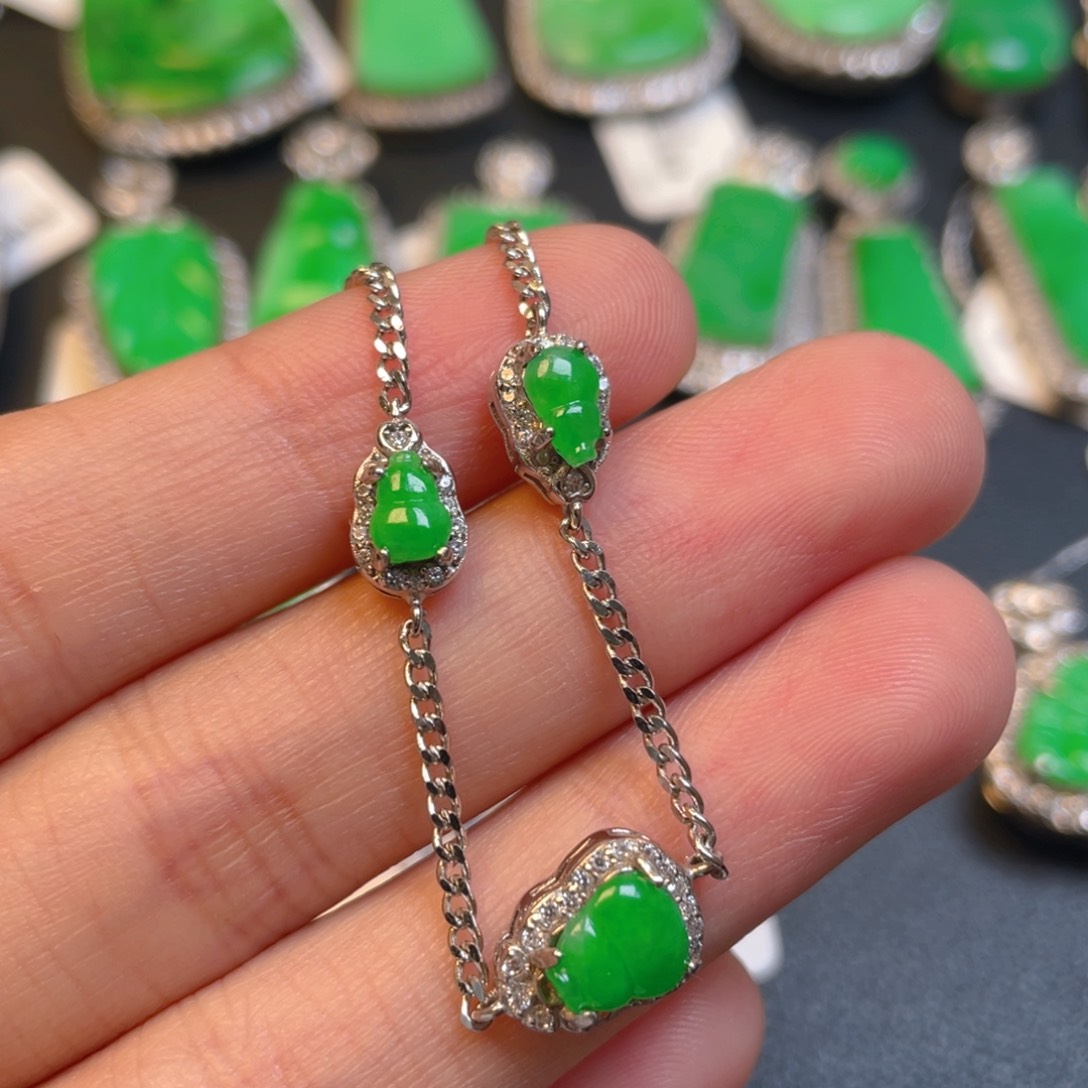 翡翠银S925镶嵌颈饰手链