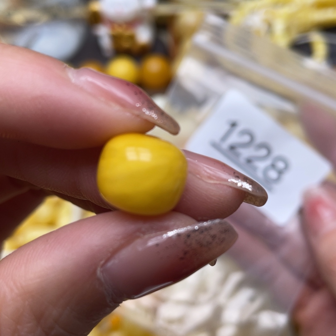 蜜蜡珠宝奇石未镶嵌粉点12.7