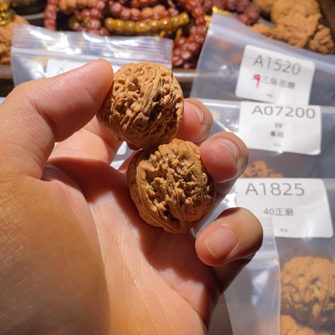 吊坠文玩核桃30白狮子全品不退不换