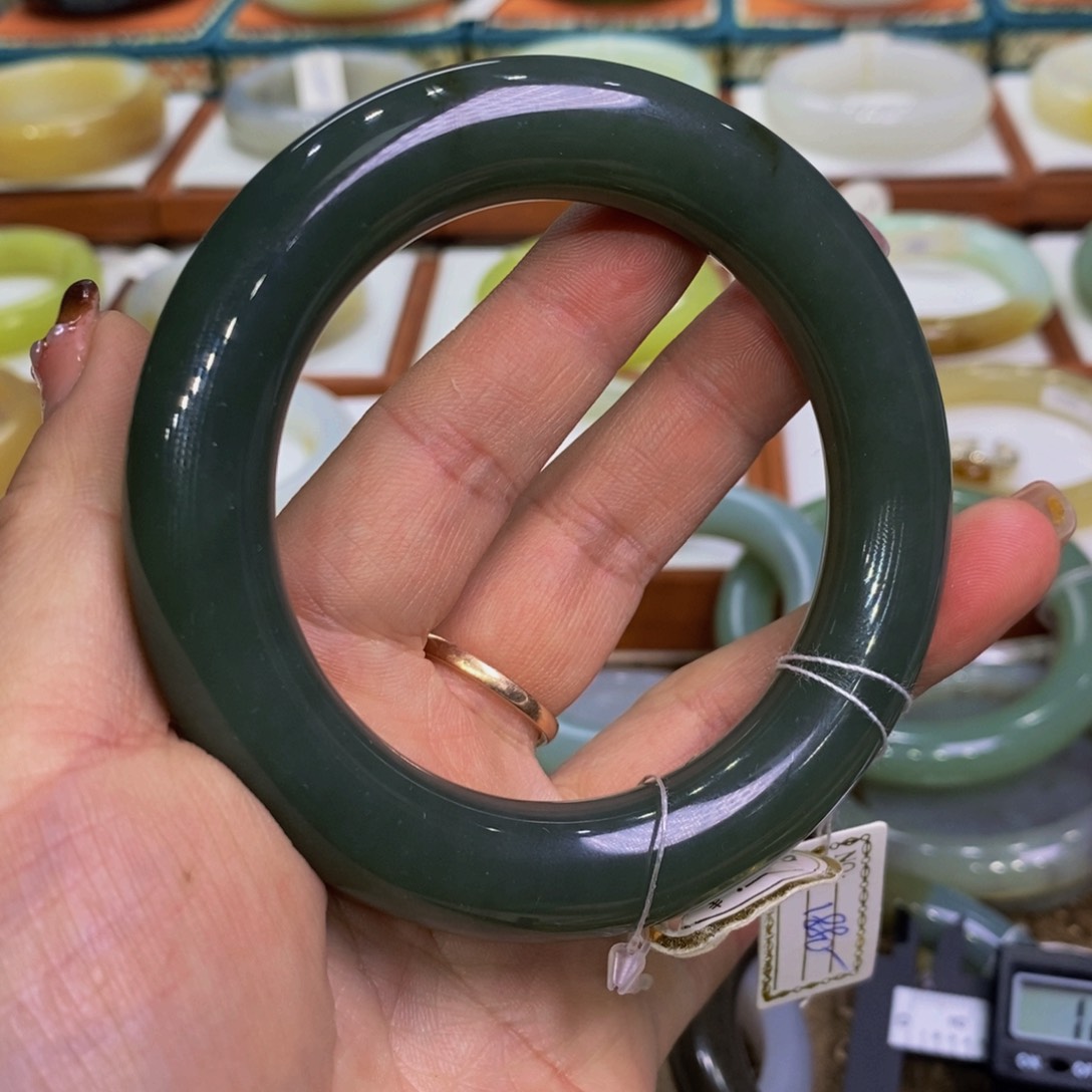 和田玉手镯未镶嵌且末蓝飘糖59.6