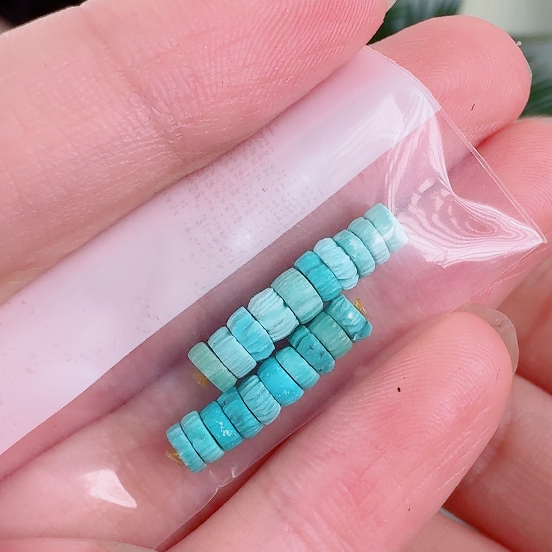 未镶嵌绿松石珠宝奇石